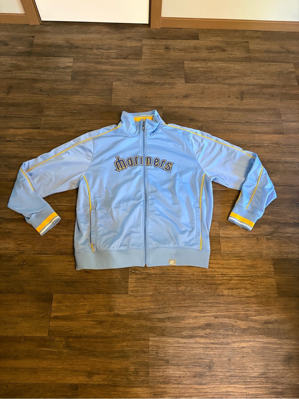 Nike Cooperstown Collection Men's Light Blue Seattle Mariners Jacket Size 2XL